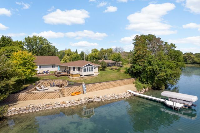20341 Fairlawn Avenue, Prior Lake, MN 55372