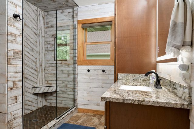 20341 Fairlawn Avenue, Prior Lake, MN 55372