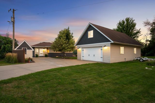 20341 Fairlawn Avenue, Prior Lake, MN 55372