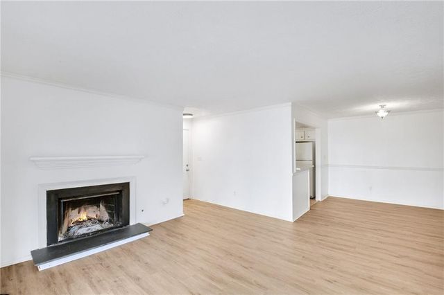 1403 Augusta Drive SE, Marietta, GA 30067
