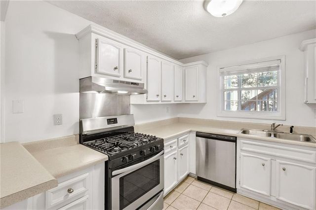 1403 Augusta Drive SE, Marietta, GA 30067