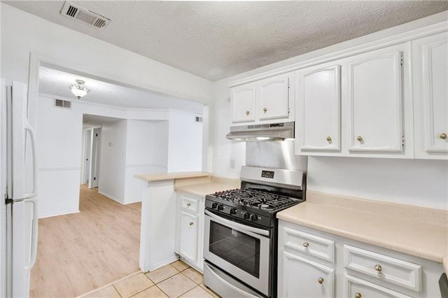 1403 Augusta Drive SE, Marietta, GA 30067