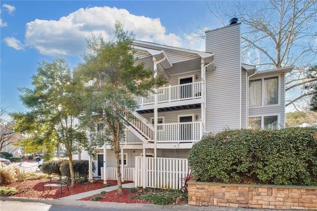 1403 Augusta Drive SE, Marietta, GA 30067