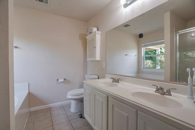 2724 Kickapoo Cavern DR, Pflugerville, TX 78660