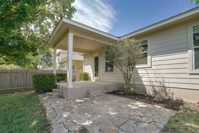 2724 Kickapoo Cavern DR, Pflugerville, TX 78660