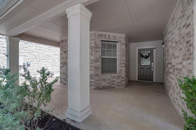 2724 Kickapoo Cavern DR, Pflugerville, TX 78660