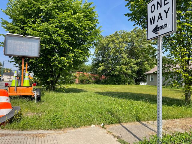 134 W 30th Street, Indianapolis, IN 46208
