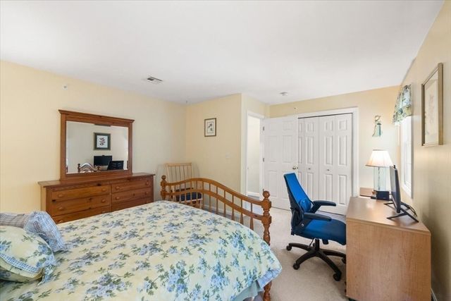 822 Thayer St 822, Abington, MA 02351