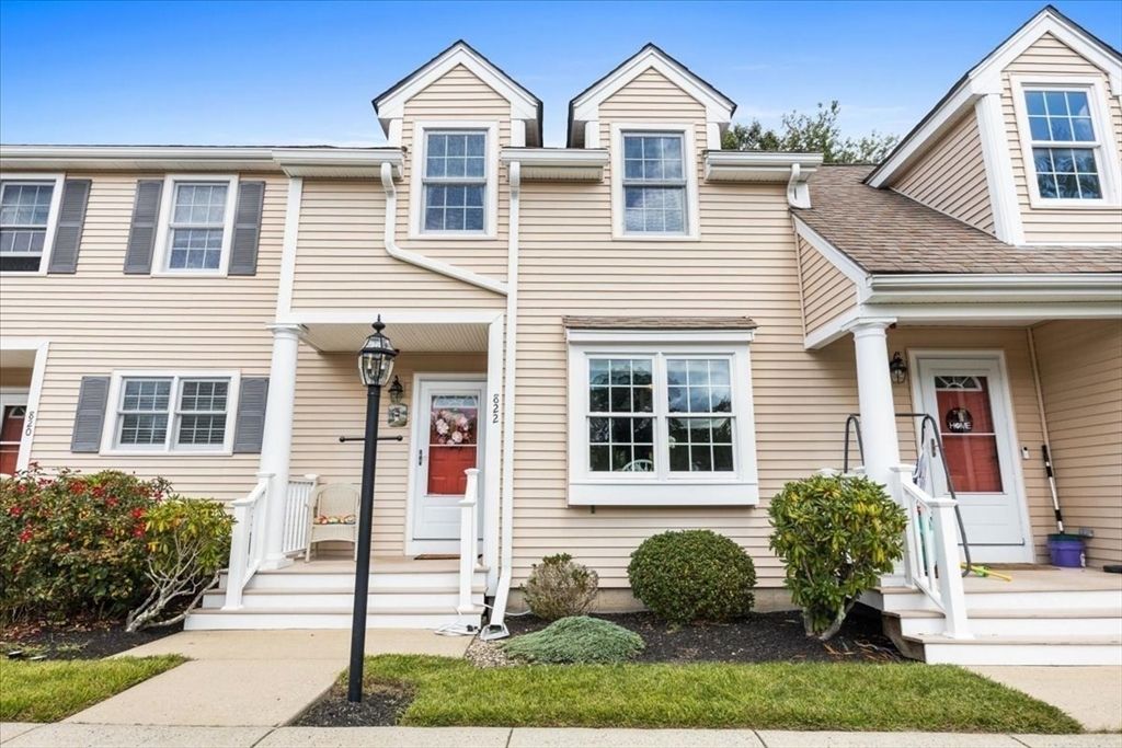 822 Thayer St 822, Abington, MA 02351