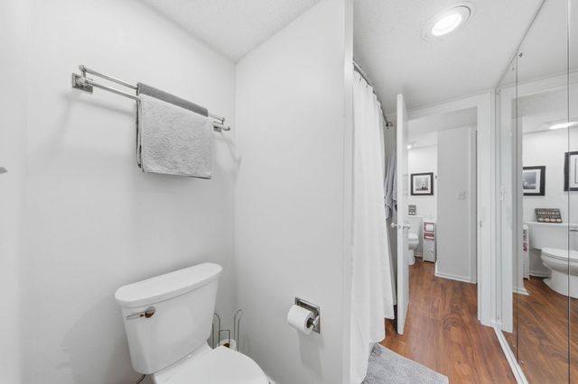6301 Colony Way 2C, Edina, MN 55435
