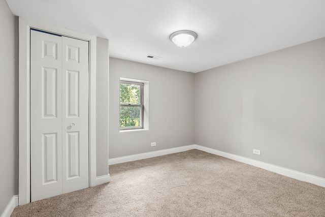 15321 Lincoln Avenue, Harvey, IL 60426