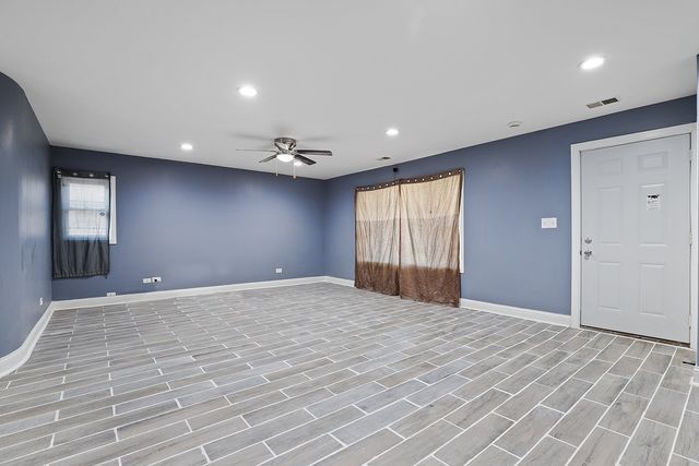15321 Lincoln Avenue, Harvey, IL 60426