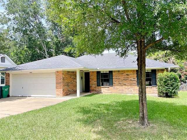 1803 S Park Street, Brenham, TX 77833