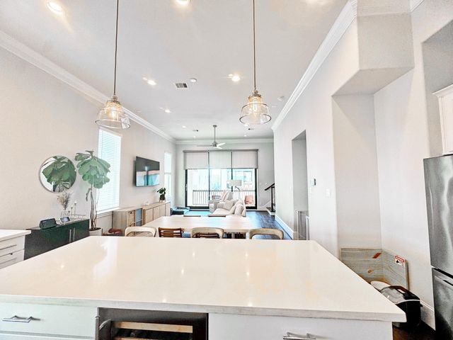 3310 Timbergrove Oak, Houston, TX 77008