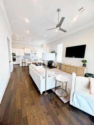 3310 Timbergrove Oak, Houston, TX 77008