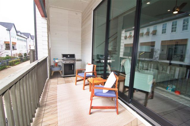 3310 Timbergrove Oak, Houston, TX 77008