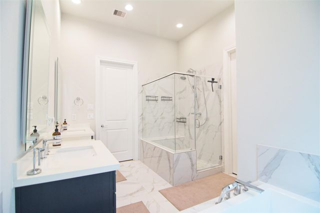 3310 Timbergrove Oak, Houston, TX 77008