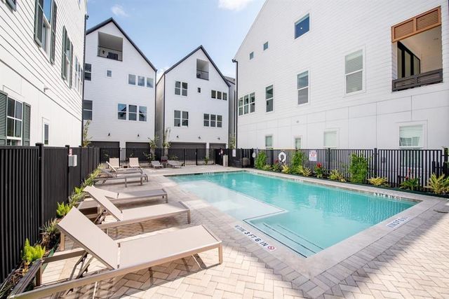 3310 Timbergrove Oak, Houston, TX 77008