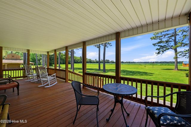 2665 Us Hwy 117, Burgaw, NC 28425