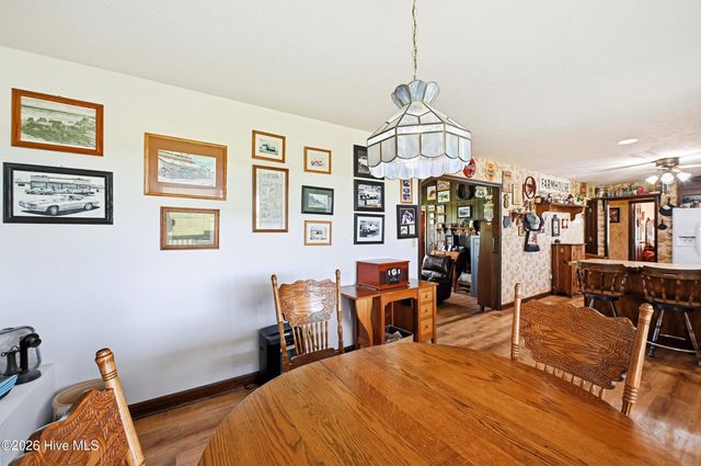 2665 Us Hwy 117, Burgaw, NC 28425