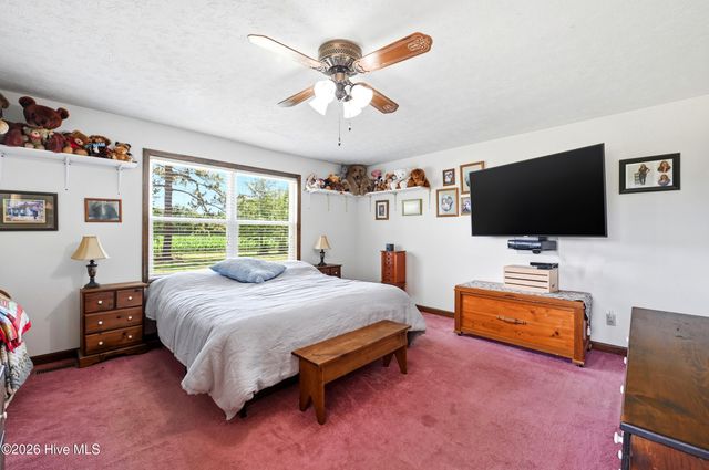 2665 Us Hwy 117, Burgaw, NC 28425