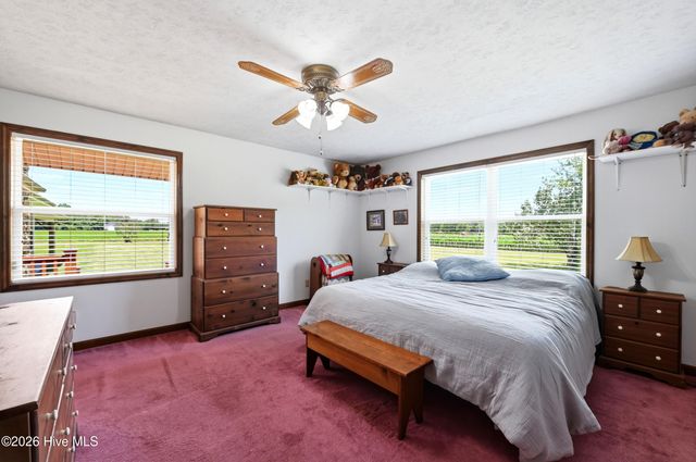 2665 Us Hwy 117, Burgaw, NC 28425