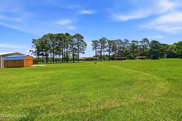 2665 Us Hwy 117, Burgaw, NC 28425