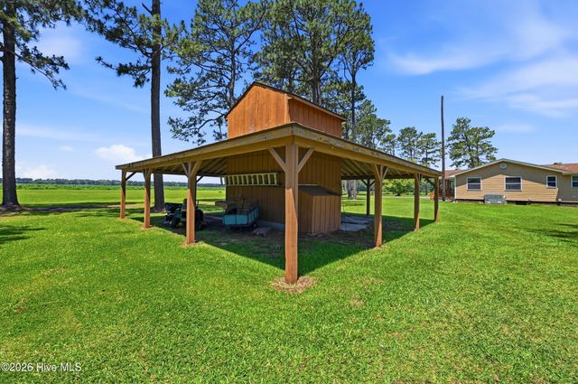 2665 Us Hwy 117, Burgaw, NC 28425