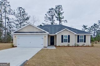 114 Western Red Cedar Drive, Springfield, GA 31329