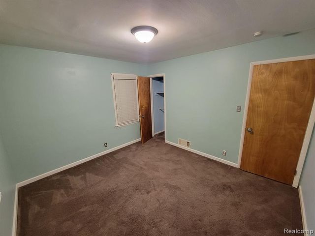 3023 N Alexander Avenue, Royal Oak, MI 48073