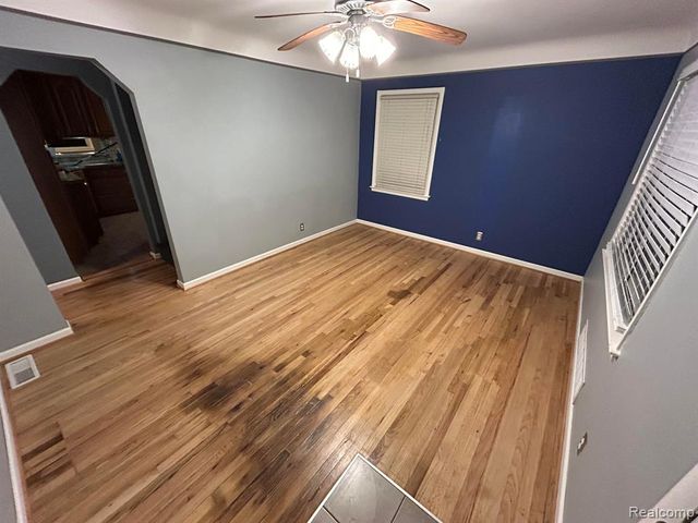 3023 N Alexander Avenue, Royal Oak, MI 48073