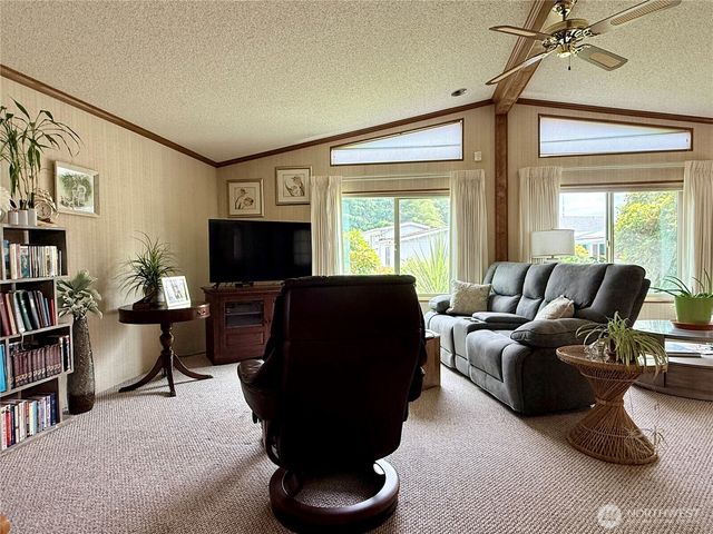 1352 Alonda Lane NE, Olympia, WA 98516