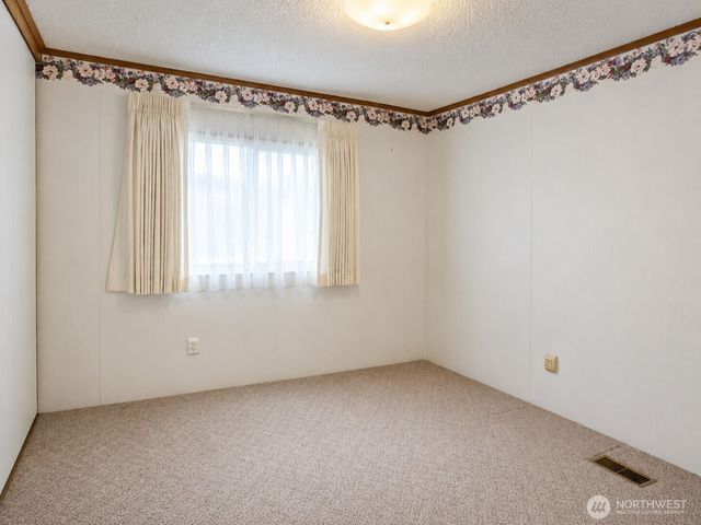 1352 Alonda Lane NE, Olympia, WA 98516