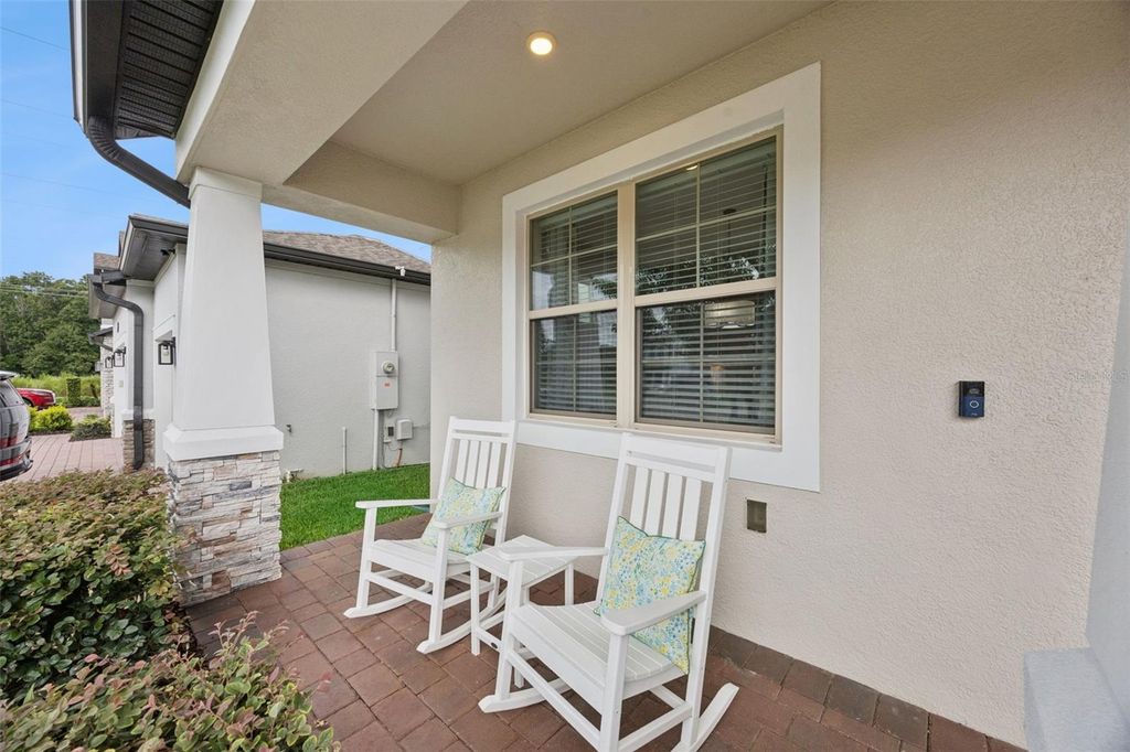 Image 2 of property listing at 162 BLUE FLAX POINT, Longwood, FL 32750