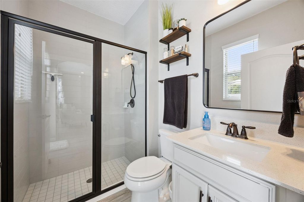 Image 33 of property listing at 162 BLUE FLAX POINT, Longwood, FL 32750