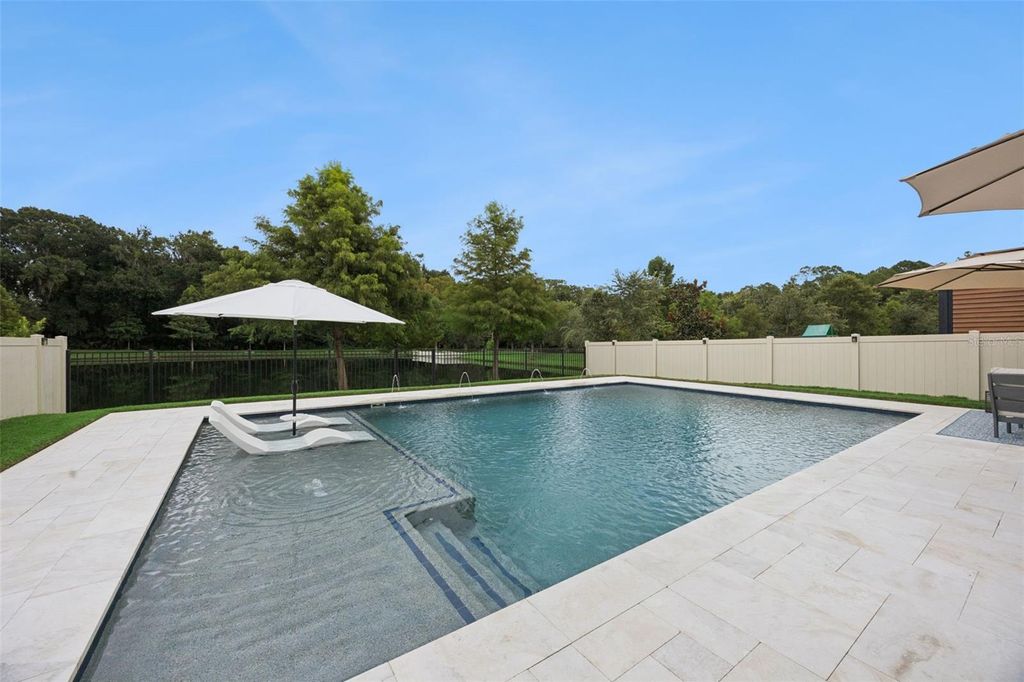 Image 39 of property listing at 162 BLUE FLAX POINT, Longwood, FL 32750
