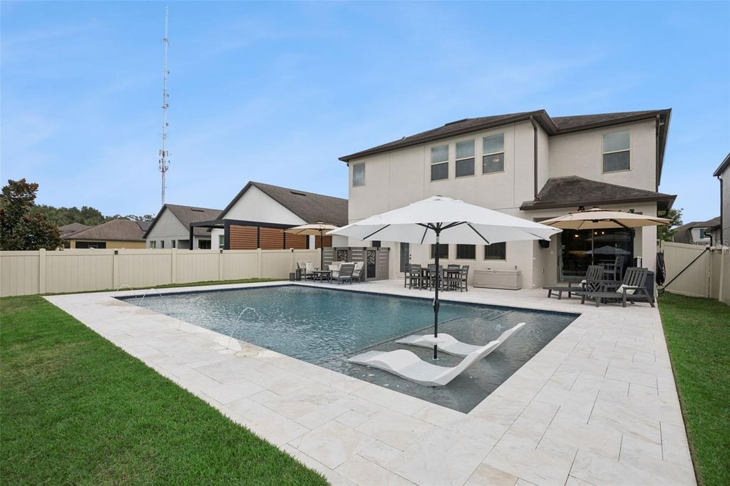 Image 41 of property listing at 162 BLUE FLAX POINT, Longwood, FL 32750