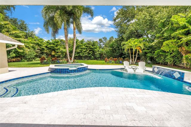 12399 OAKS LANE, Seminole, FL 33772