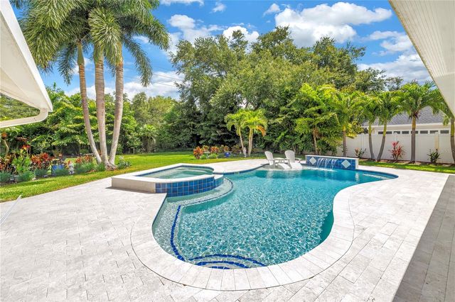 12399 OAKS LANE, Seminole, FL 33772