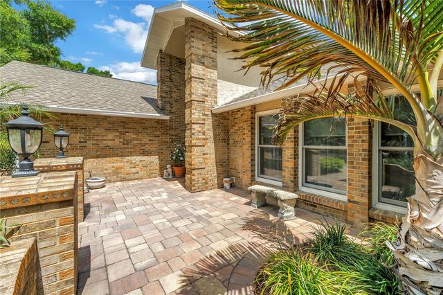 12399 OAKS LANE, Seminole, FL 33772