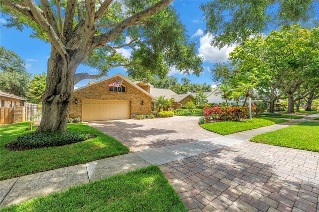 12399 OAKS LANE, Seminole, FL 33772