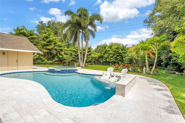 12399 OAKS LANE, Seminole, FL 33772