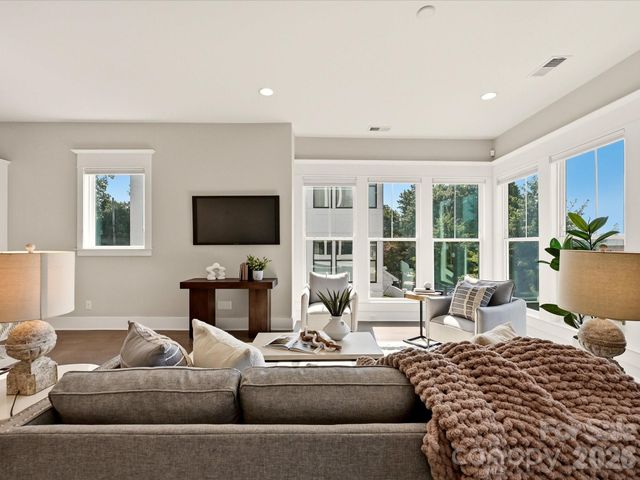 1107 Reece Road, Charlotte, NC 28209