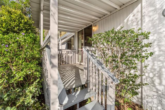 942 CR 461, Lake Panasoffkee, FL 33538