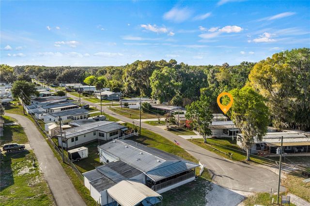 942 CR 461, Lake Panasoffkee, FL 33538