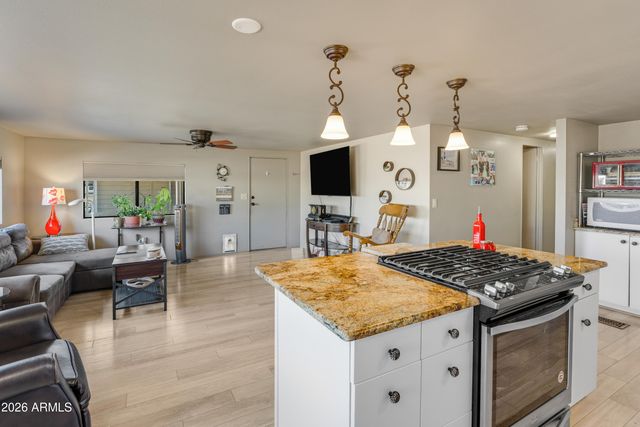 16220 N 32ND Place, Phoenix, AZ 85032