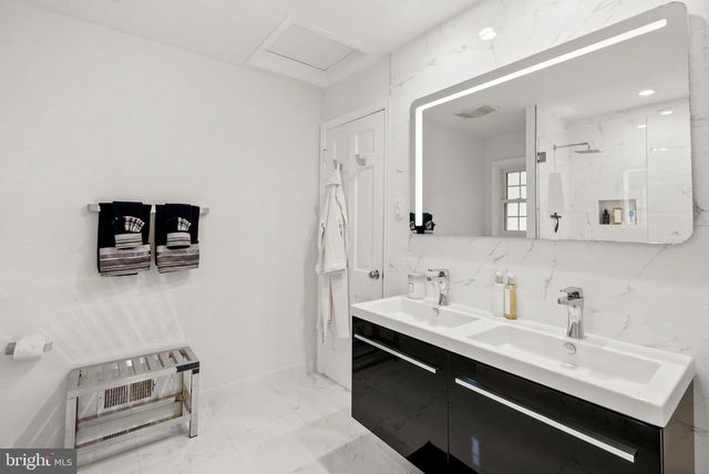 4111 CLAGETT RD, Hyattsville, MD 20782