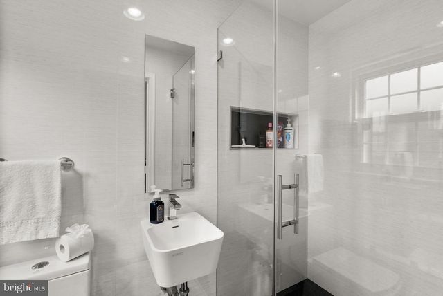 4111 CLAGETT RD, Hyattsville, MD 20782