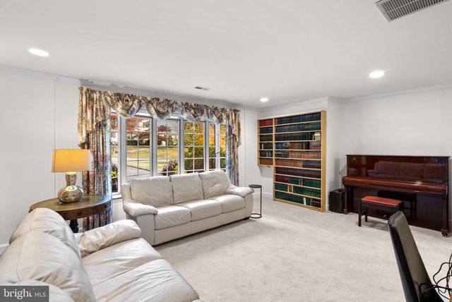 4111 CLAGETT RD, Hyattsville, MD 20782