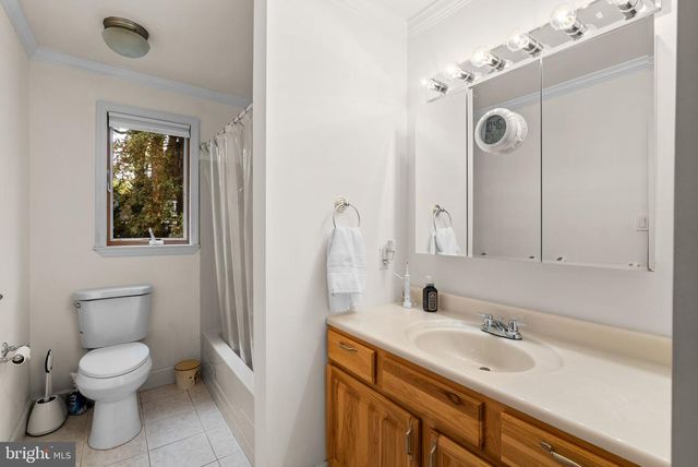 4111 CLAGETT RD, Hyattsville, MD 20782